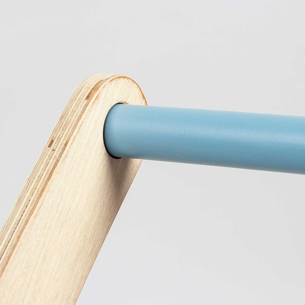 Drvena kolica – guralica za učenje hodanja Pinolino Fiete plava 3
