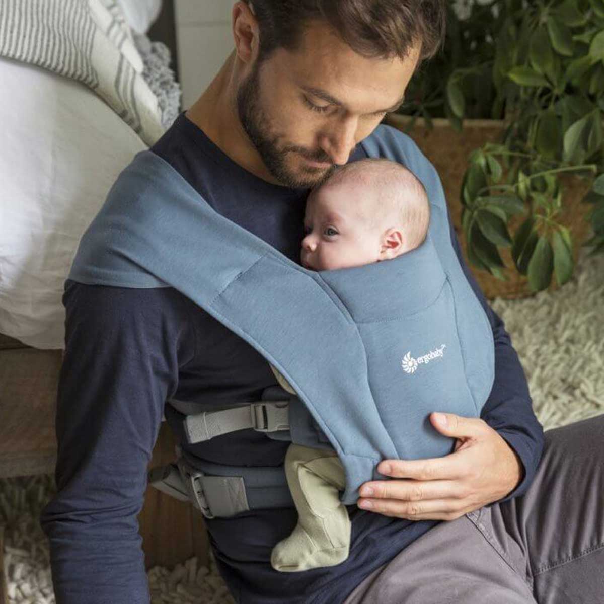 Nosiljka Ergobaby Embrace Oxford Blue, plava 7