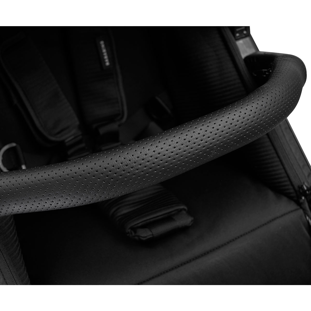 Dječja kolica 4u1 Bababing Raffi Black + RECARO Avan + Isofix 17