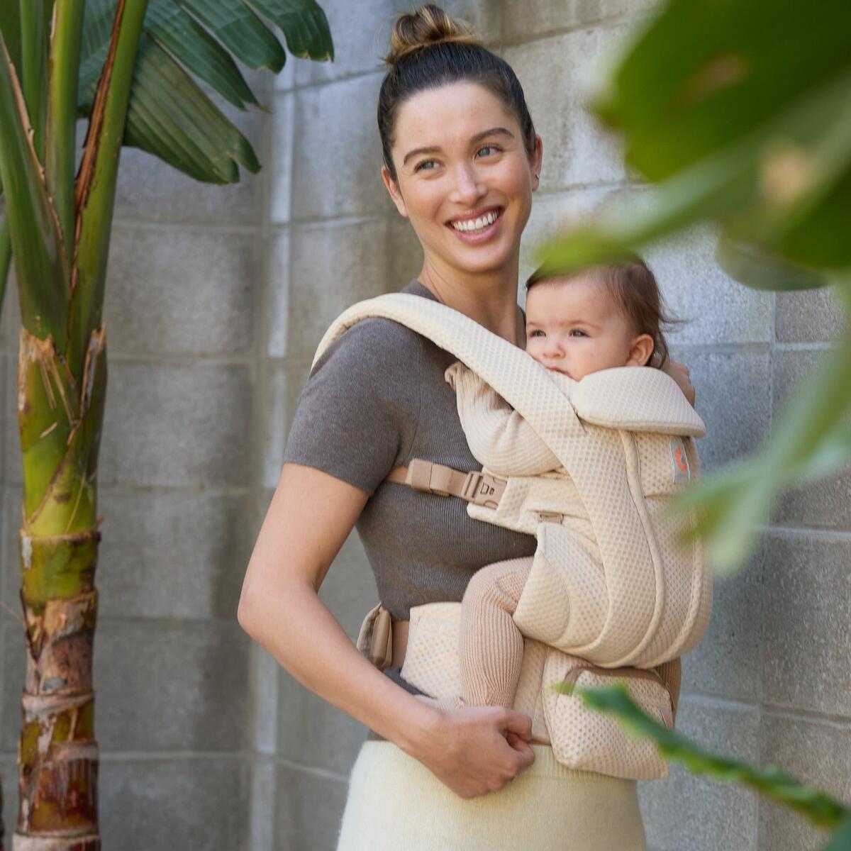 Nosiljka Ergobaby Omni Deluxe Mesh Natural beige 4