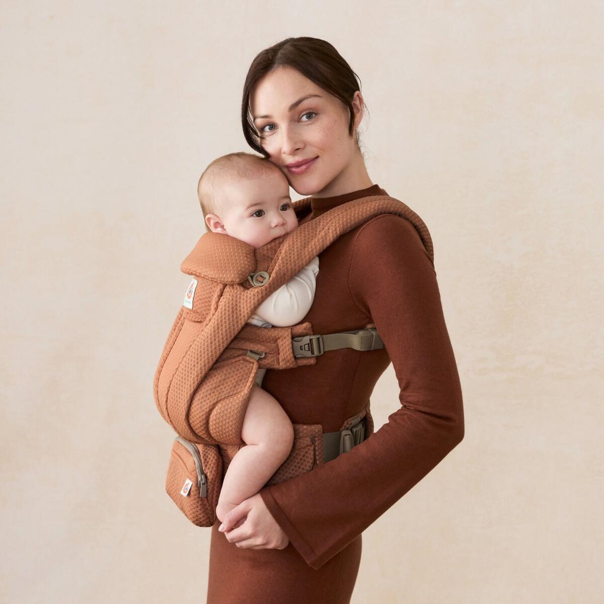 Nosiljka Ergobaby Omni Deluxe Mesh Canyon Clay 5