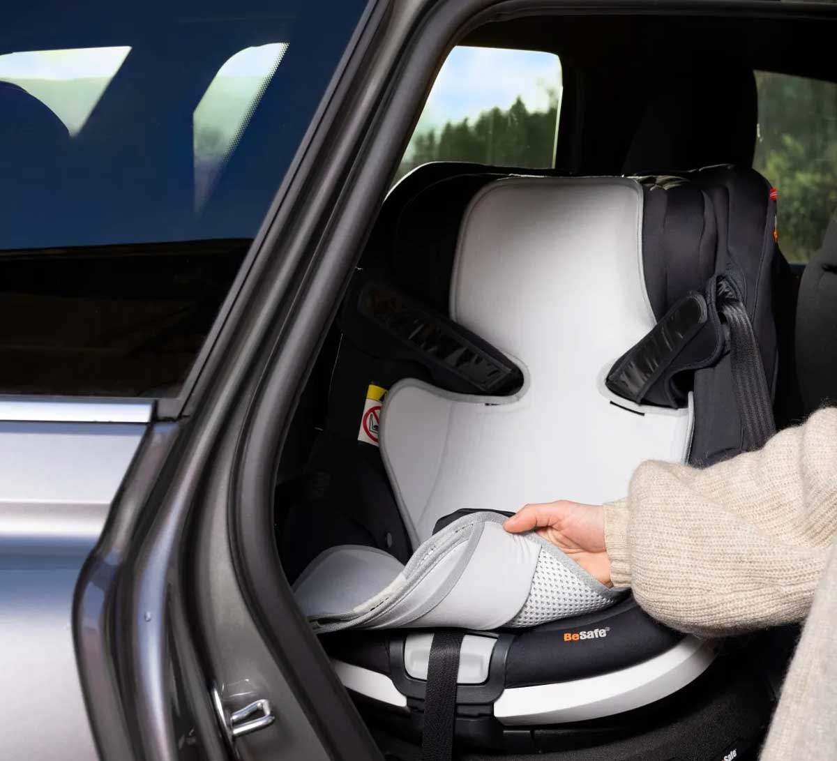 BeSafe zračna podloga za autosjedalicu, Light Grey 1