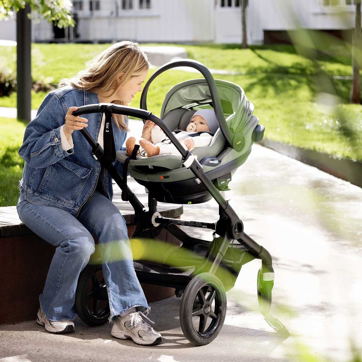 Otroški avtosedež BeSafe Go Beyond² [40 87 cm] Dark Sand Soft Breeze 21