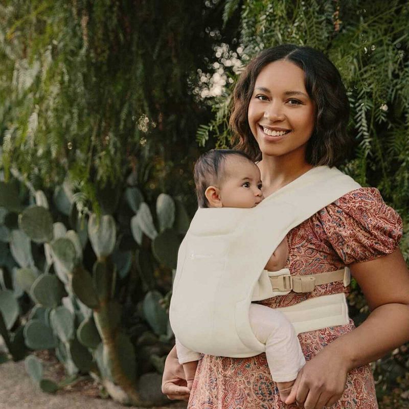 Nosiljka Ergobaby Embrace Heather Cream 8